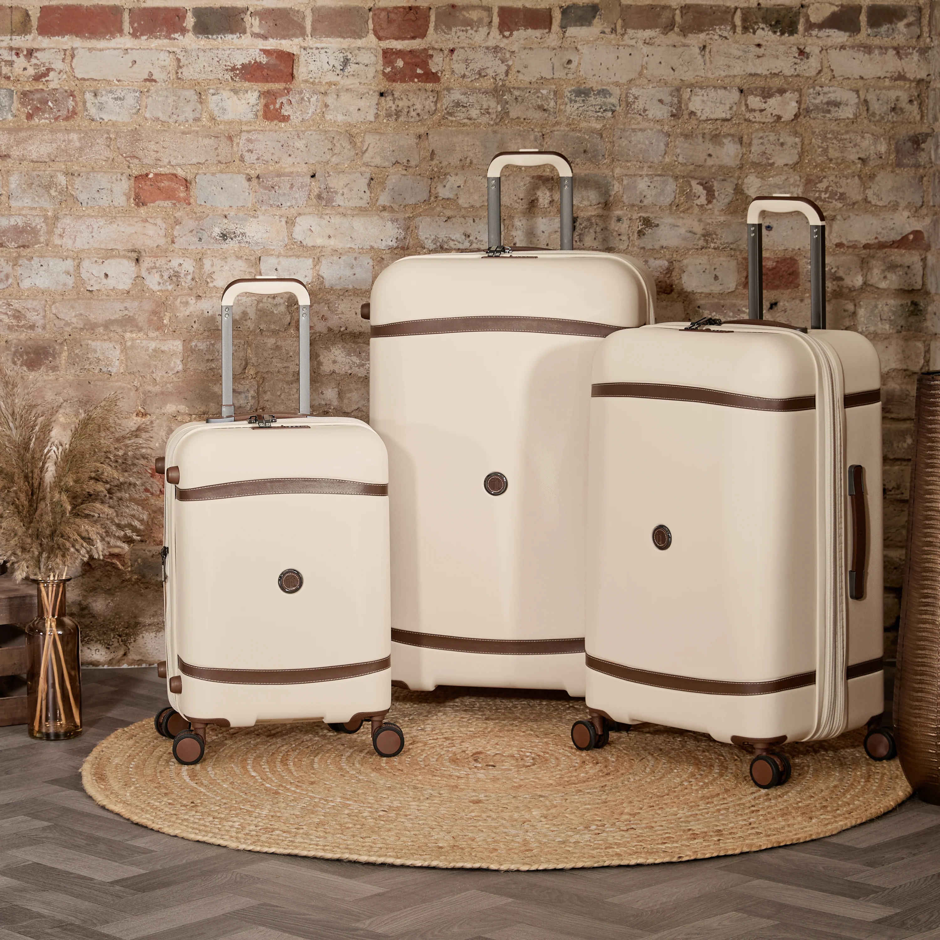 Extravagant - Cabin (Cream) - Image 3