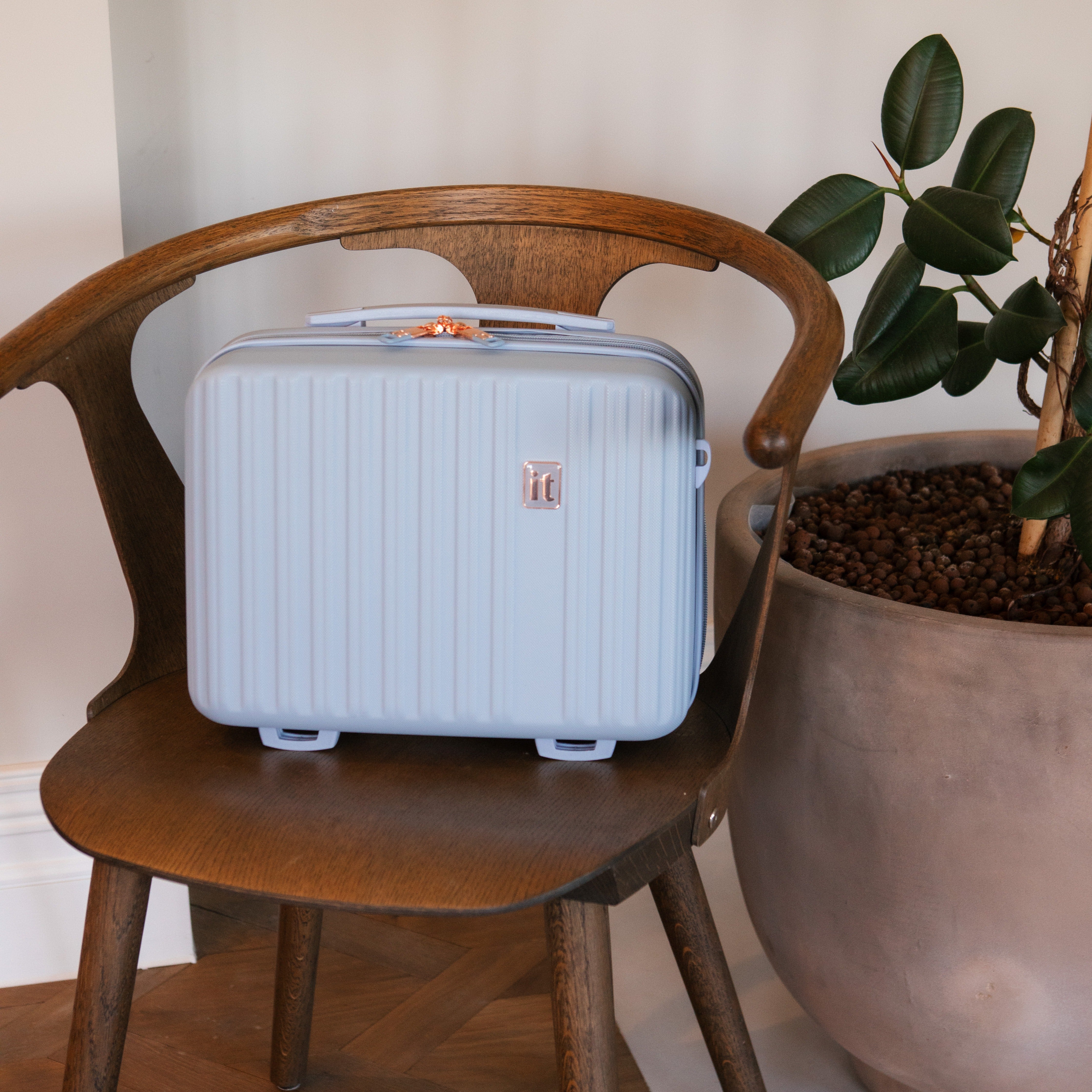 Luxuriant - Vanity Case (Blue Fog) - Image 5