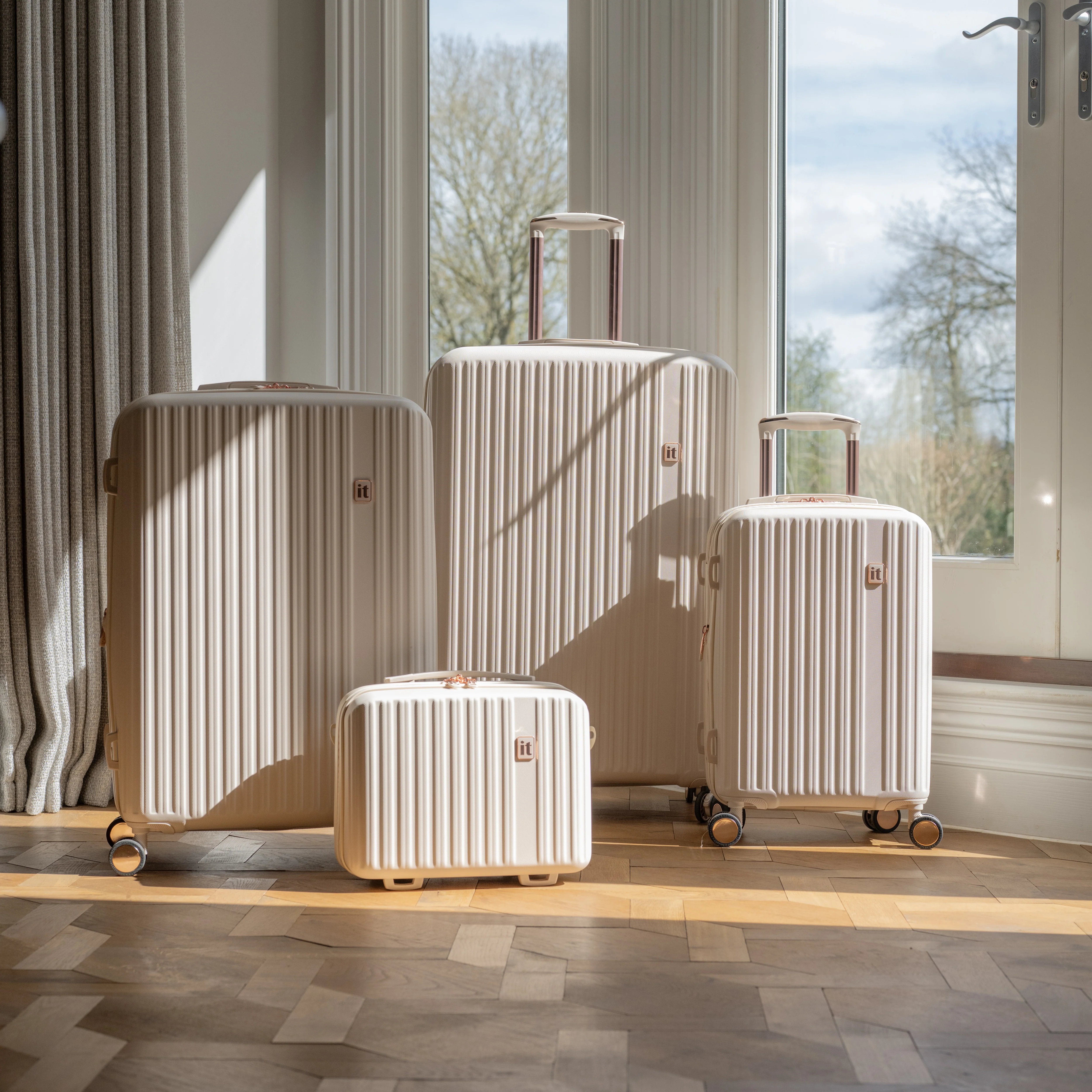 Luxuriant - Vanity Case (Jet Stream) - Image 6